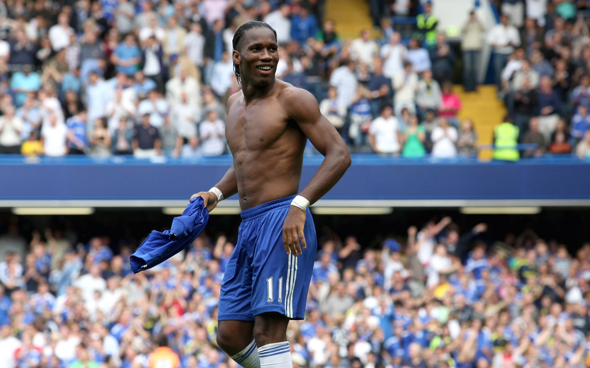 南安普顿：重返英超的挑战，南安普顿 英超